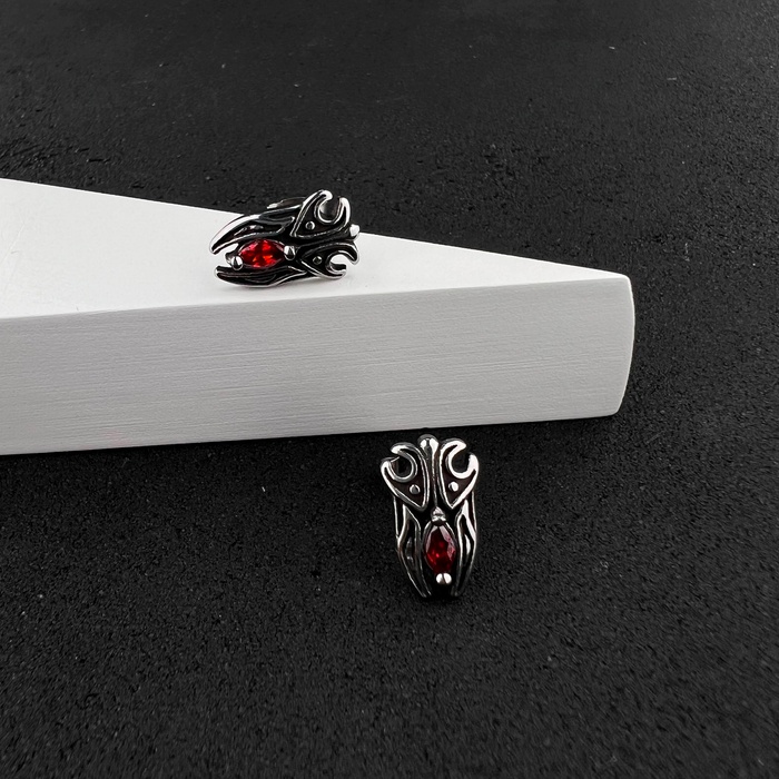 Готичні панк сережки з червоним каменем із медичної сталі ES-035 ES-035 фото