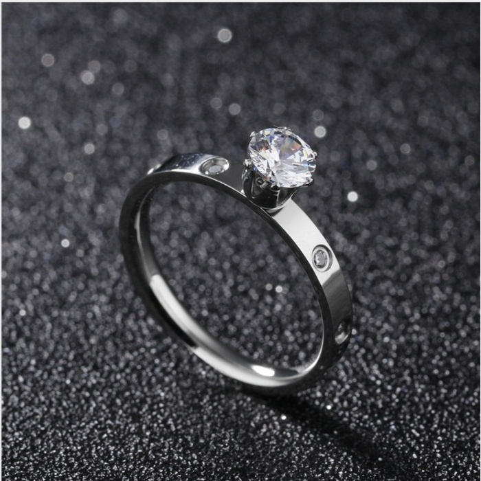 Женское кольцо с большим камнем из медицинской стали RS-016 RS-016 фото