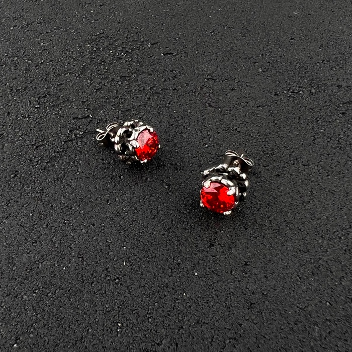 Готичні панк сережки з червоними каменями із медичної сталі ES-047 ES-047 фото