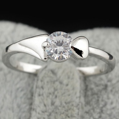 Женское кольцо с белым камнем RG-006 RG-006 фото