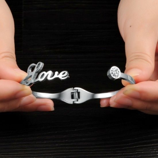 Жіночий браслет з камінцями love із медичної сталі 18см BS-053 BS-053 фото