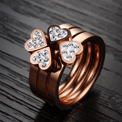 Позолоченное женское кольцо с камнями из медицинской стали RS-005 RS-005 фото